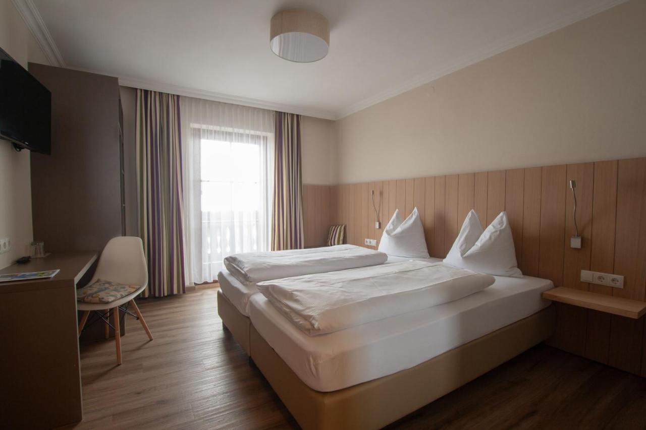 Neuwirt - Boutiquehotel & Wirtshaus Bad Vigaun Rum bild