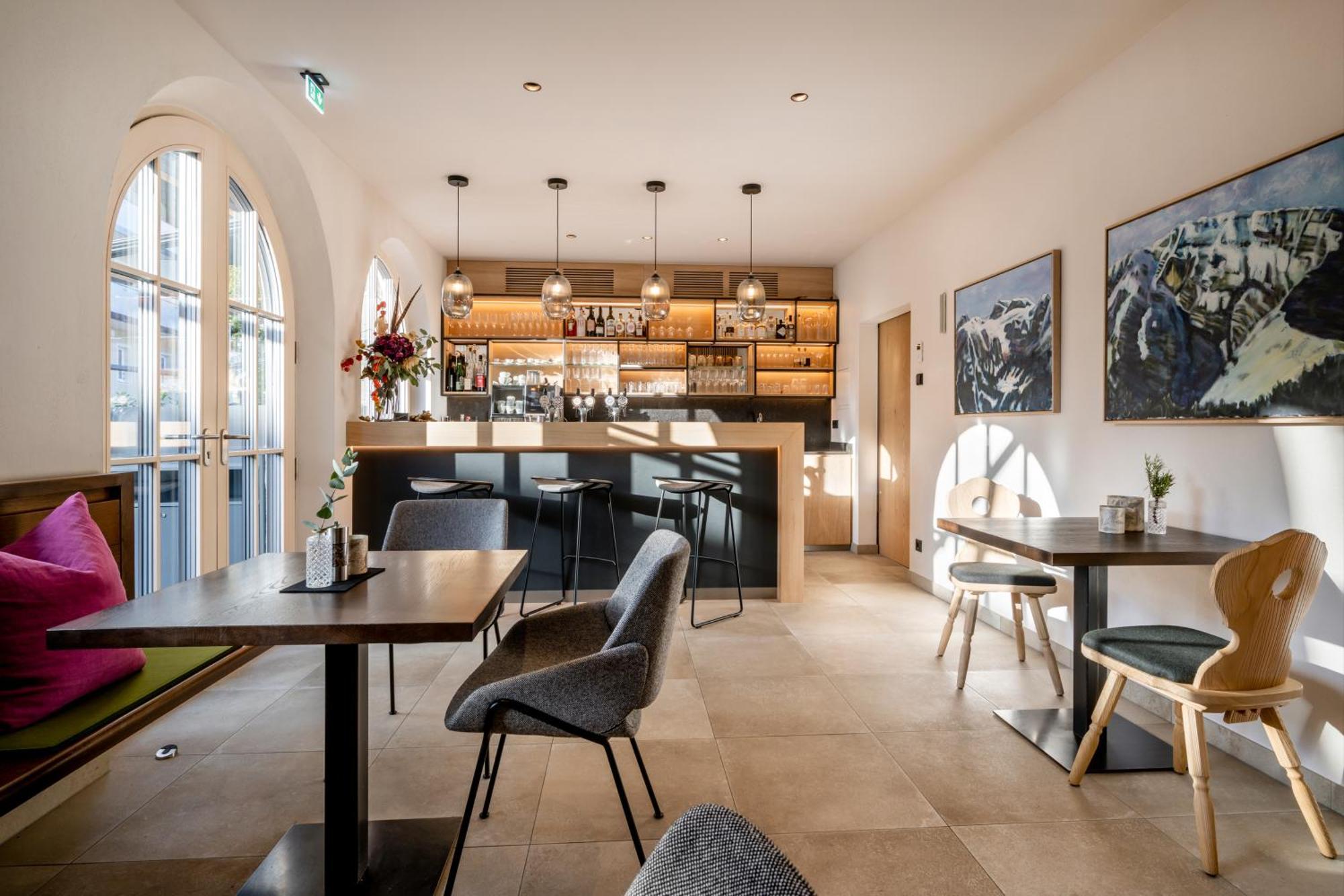Neuwirt - Boutiquehotel & Wirtshaus Bad Vigaun Exteriör bild